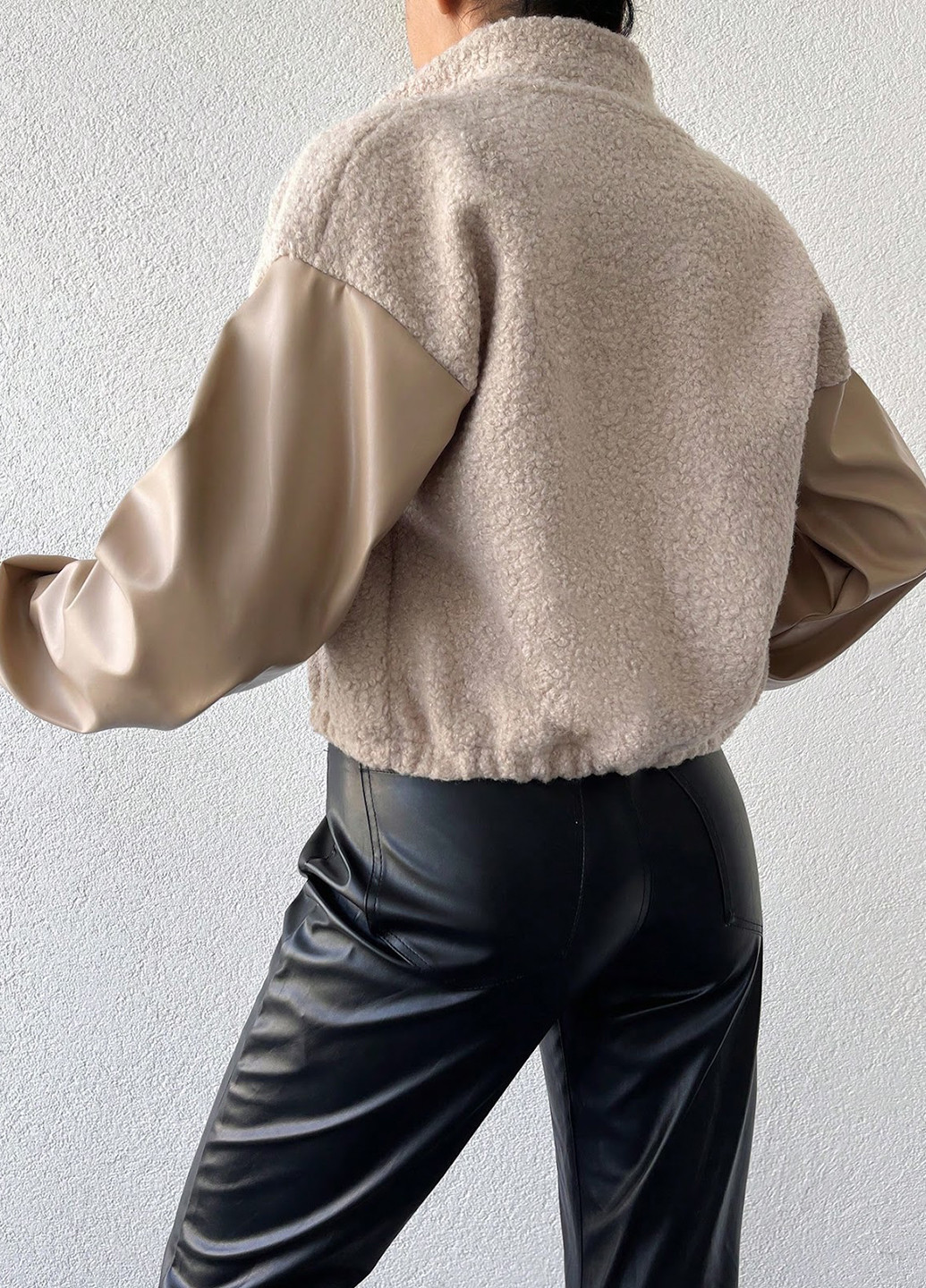 Бежева демісезонна куртка SHEIN