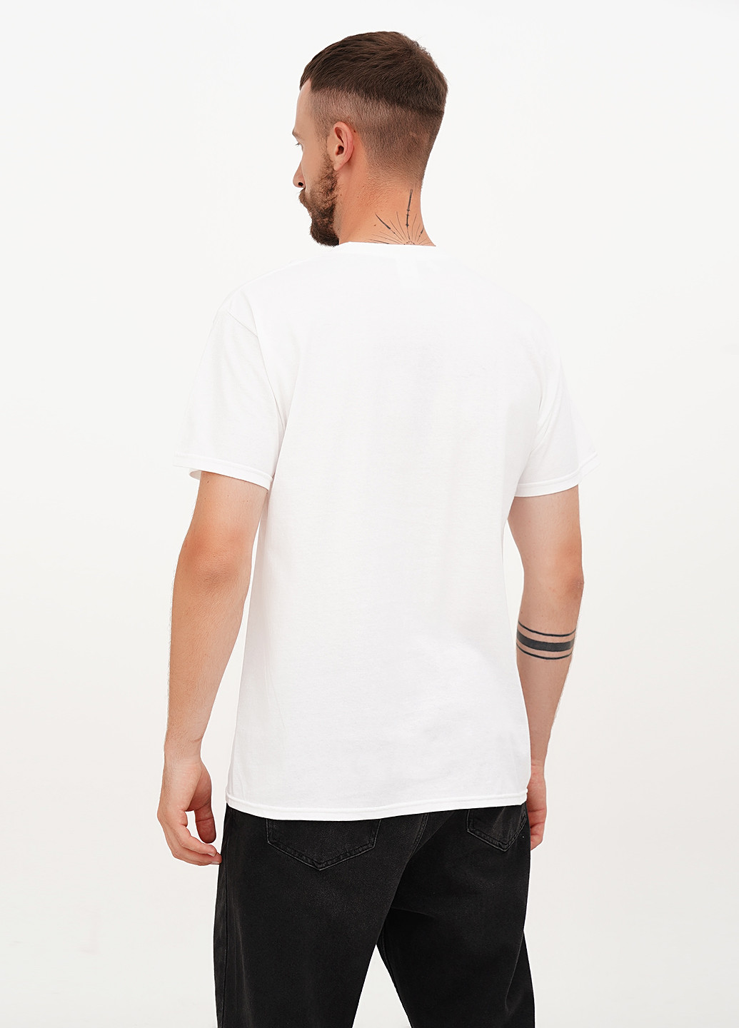 Белая футболка Hanes