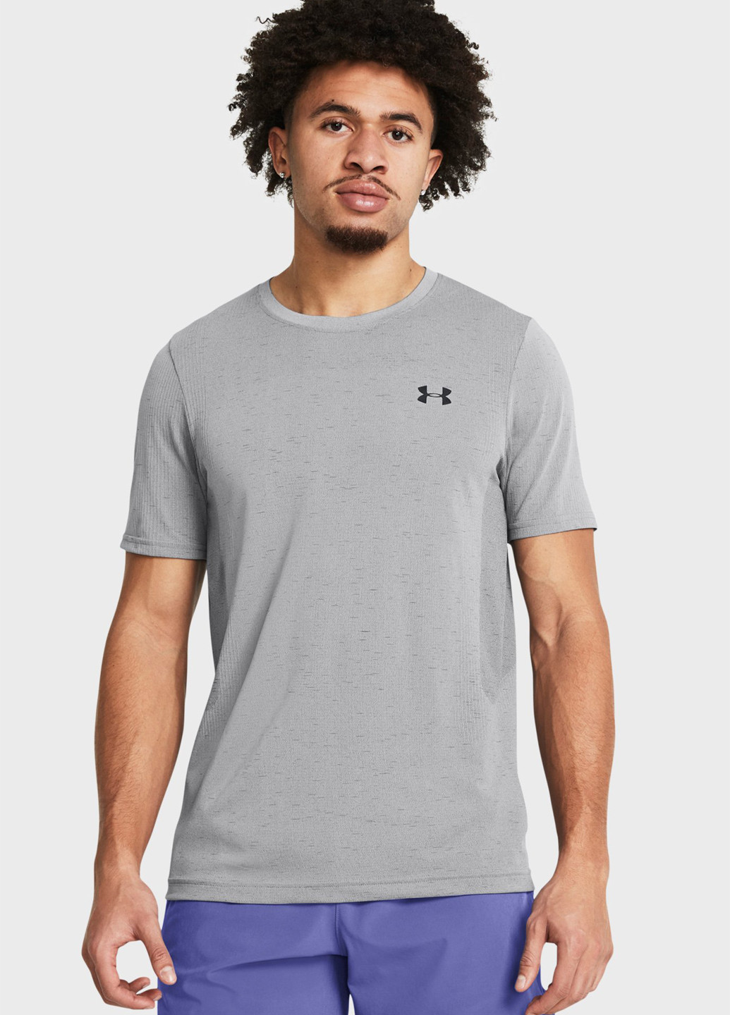 Серая футболка Under Armour