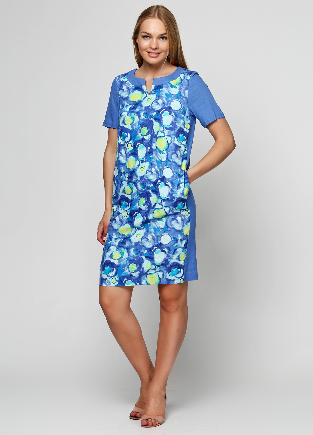 Светло-синее кэжуал платье Stefanie L с абстрактным узором
