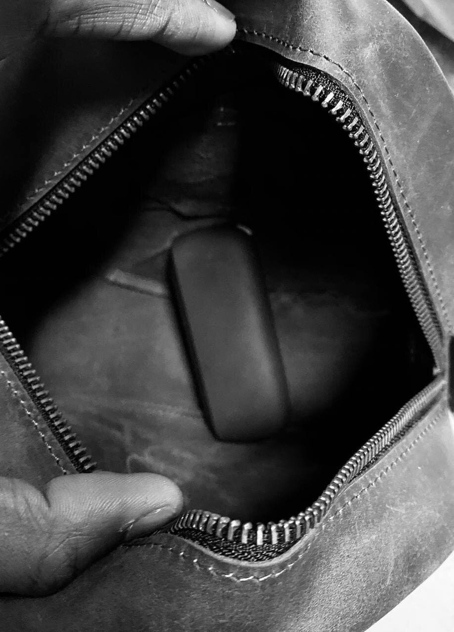 Кругла жіноча сумка через плече ручної роботи з натуральної вінтажної шкіри коричневого кольору Boorbon (253342347)