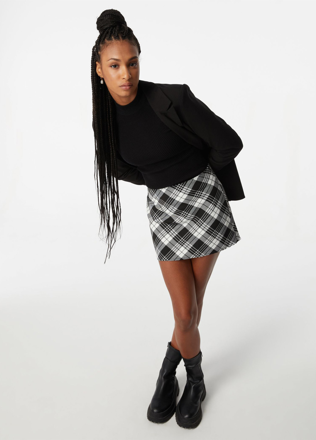 Черно-белая кэжуал в клетку юбка Jennyfer