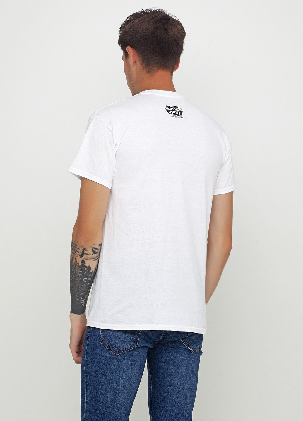 Белая футболка Gildan