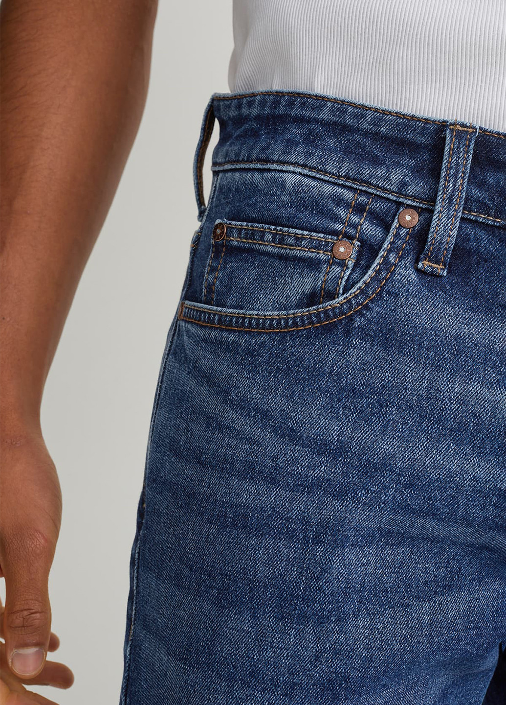 Синие демисезонные зауженные джинсы C&A