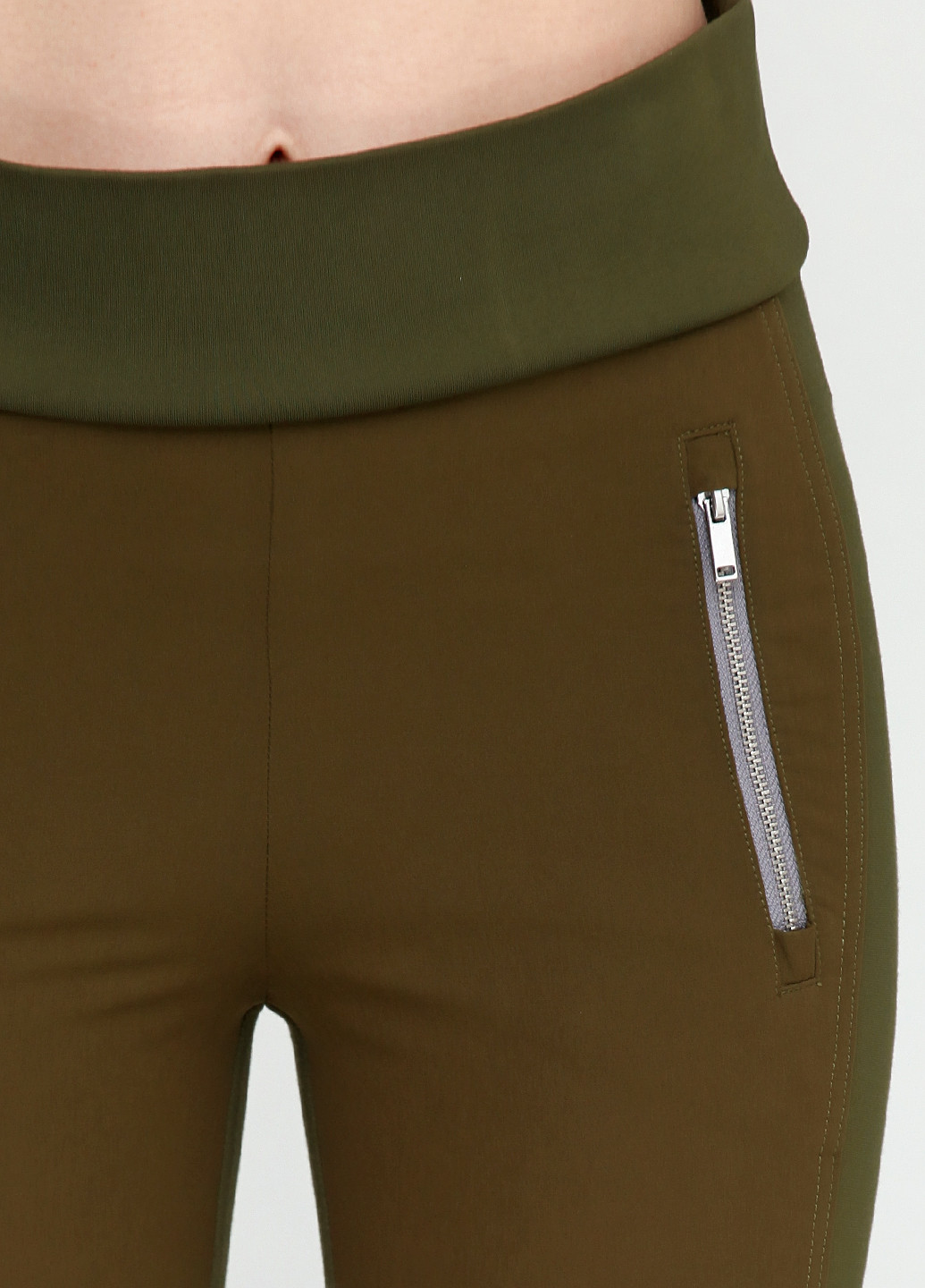 Зеленые кэжуал демисезонные зауженные брюки Gap