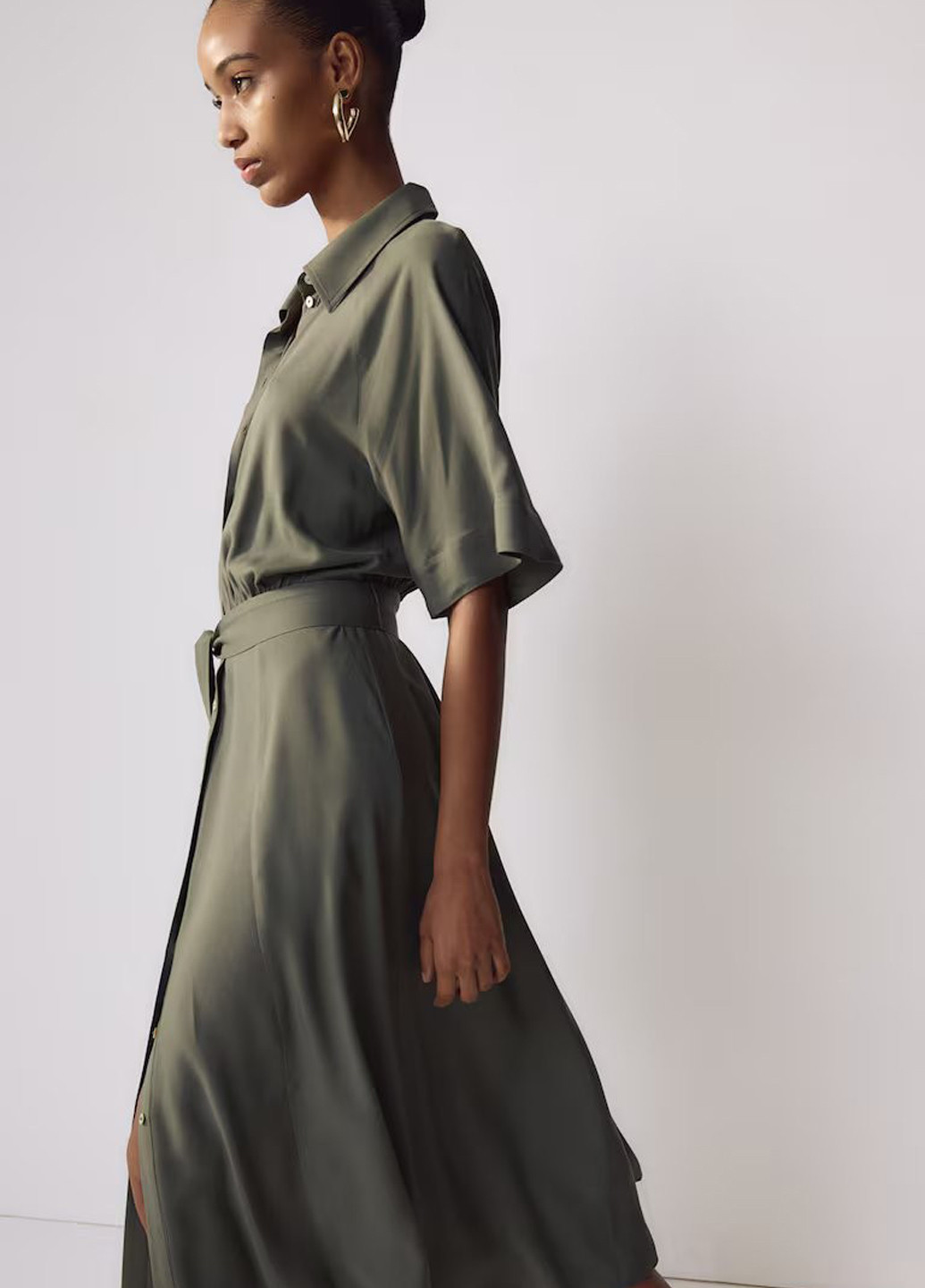 Оливковое (хаки) кэжуал платье рубашка H&M однотонное