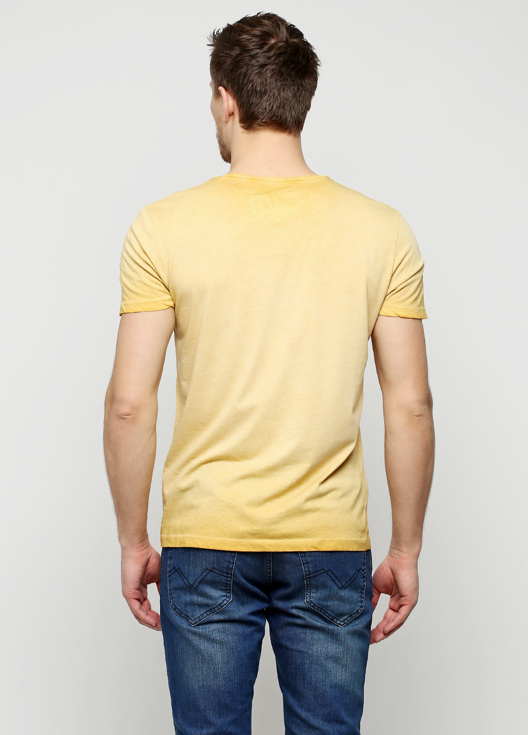 Желтая футболка Mavi