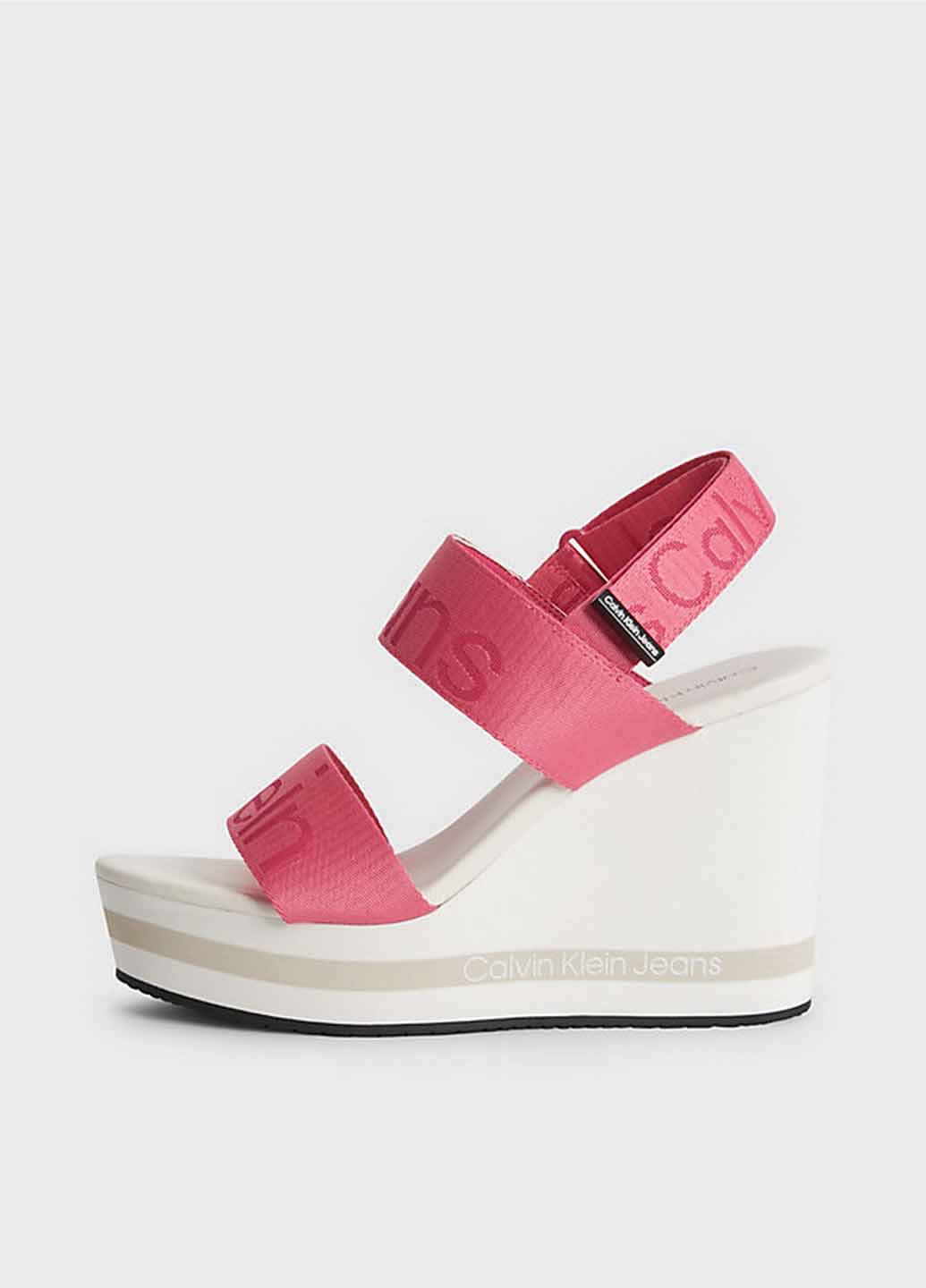 Розовые босоножки Calvin Klein на липучке с белой подошвой, с логотипом