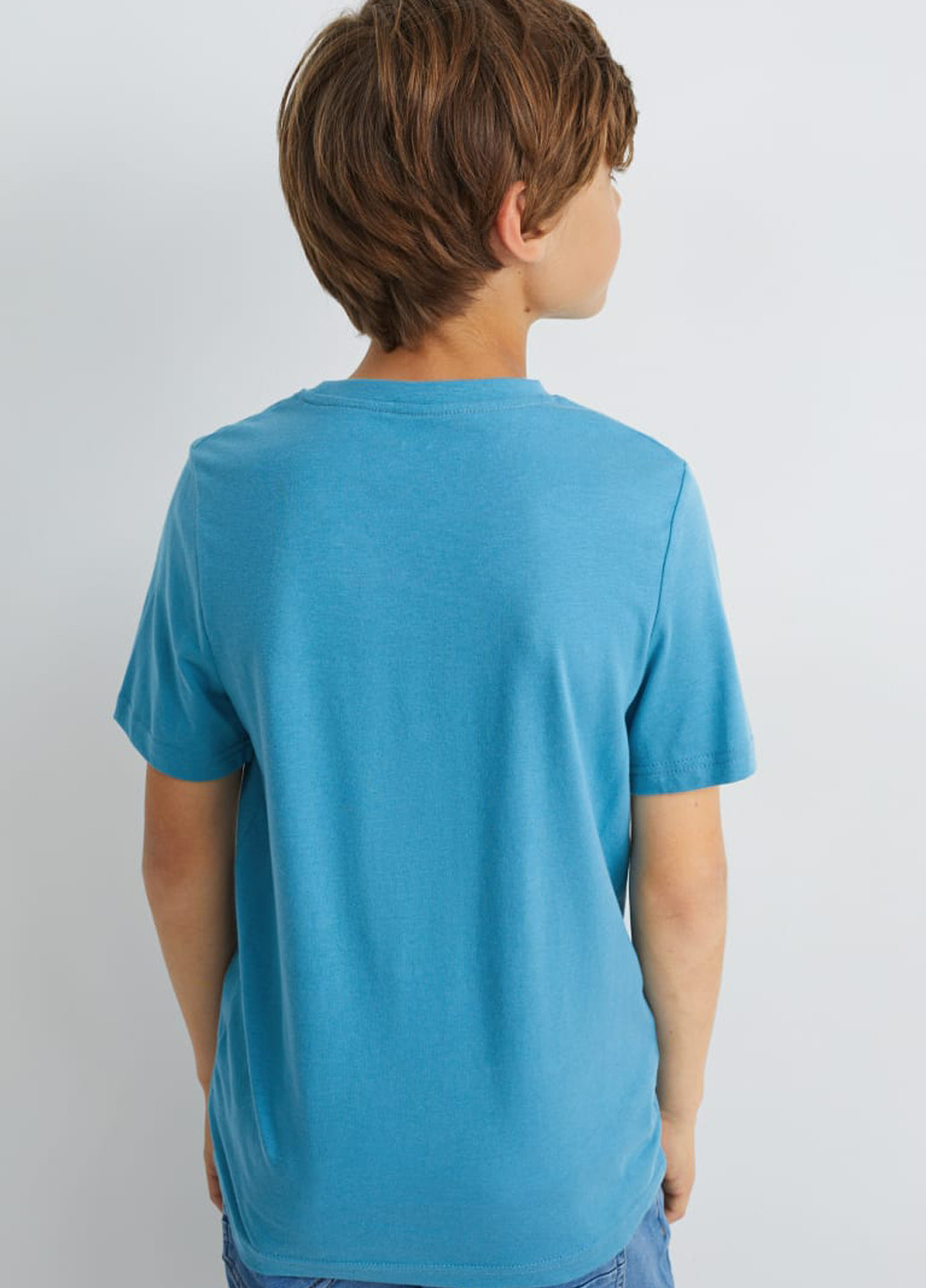 Голубая летняя футболка C&A