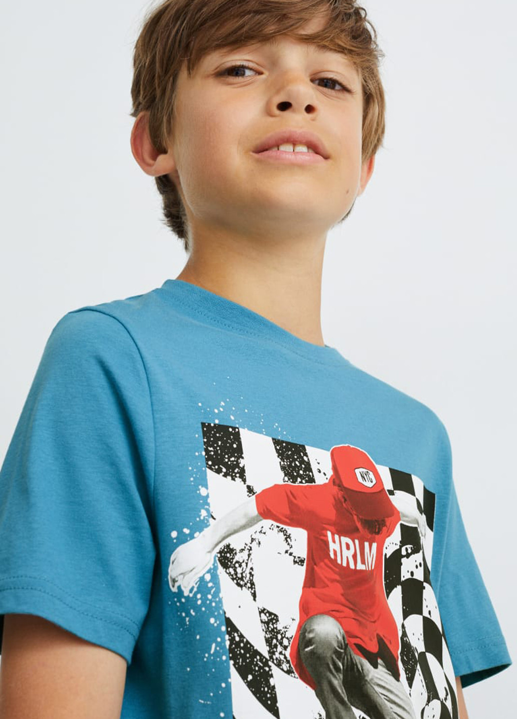 Голубая летняя футболка C&A