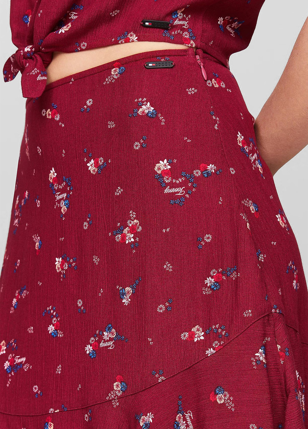 Красная кэжуал цветочной расцветки юбка Tommy Jeans а-силуэта (трапеция)