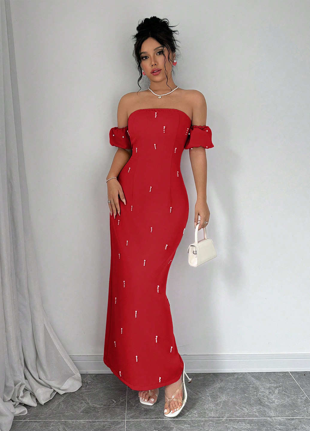 Красное вечернее платье с открытыми плечами SHEIN однотонное