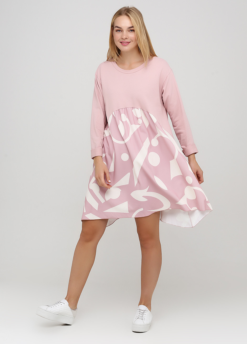 Светло-розовое кэжуал платье оверсайз Made in Italy с геометрическим узором