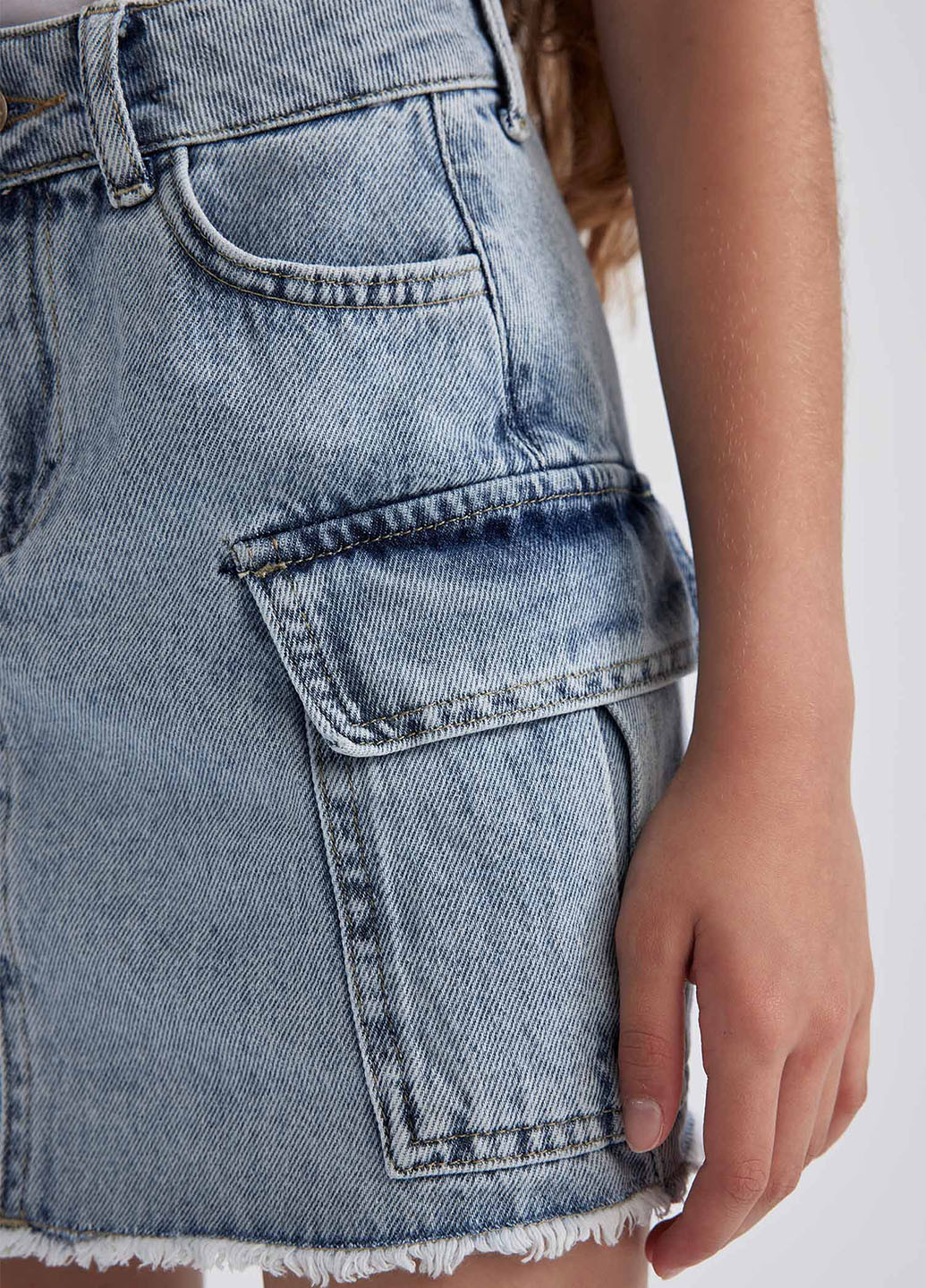 Светло-синяя джинсовая однотонная юбка DeFacto