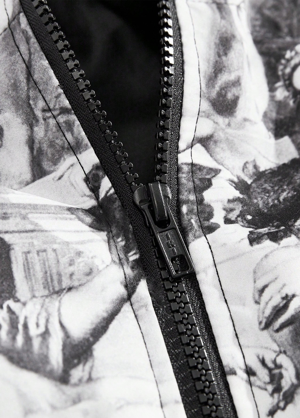 Черная демисезонная куртка SHEIN