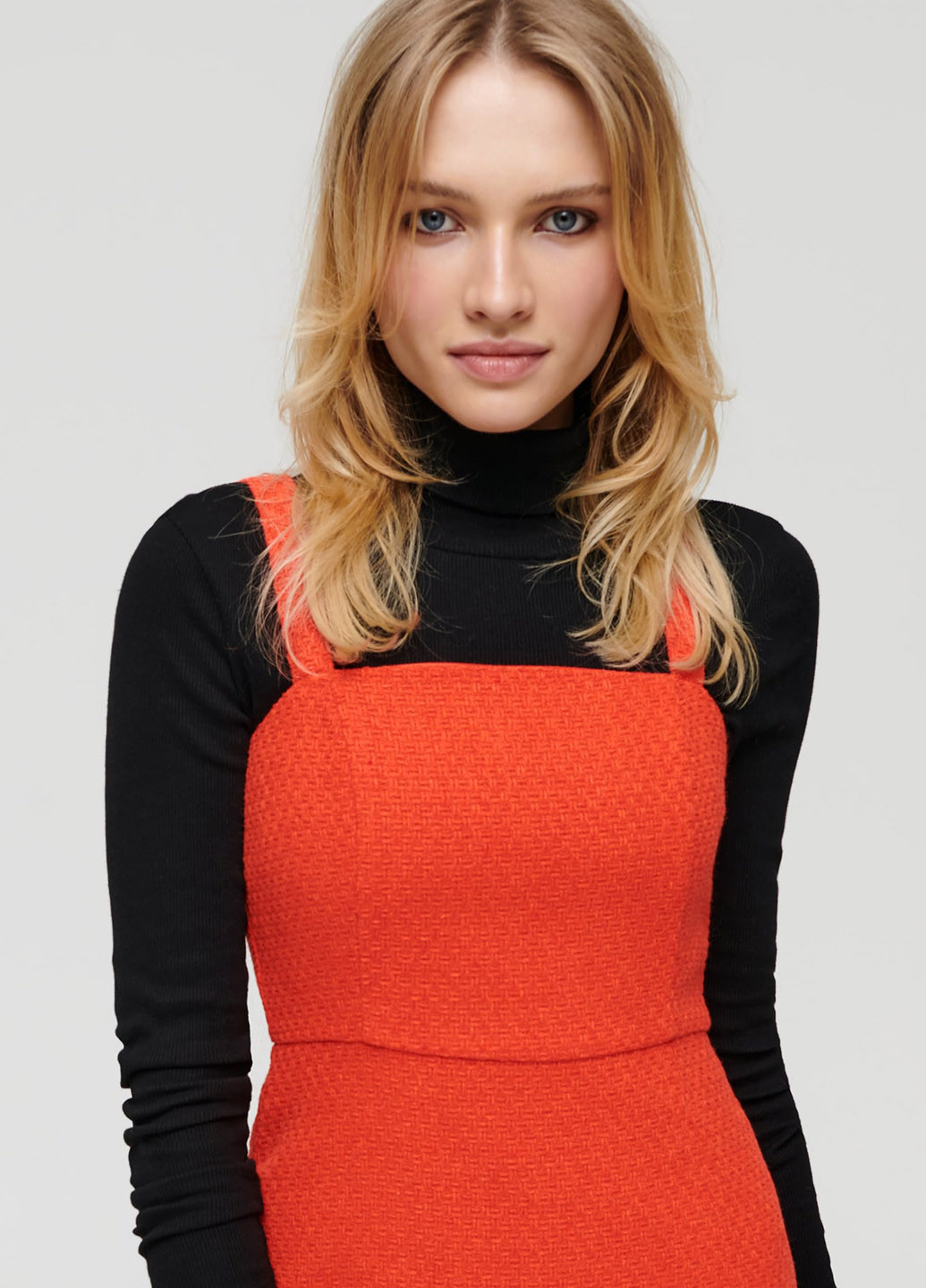 Демисезонный женский сарафан Sinsay однотонный