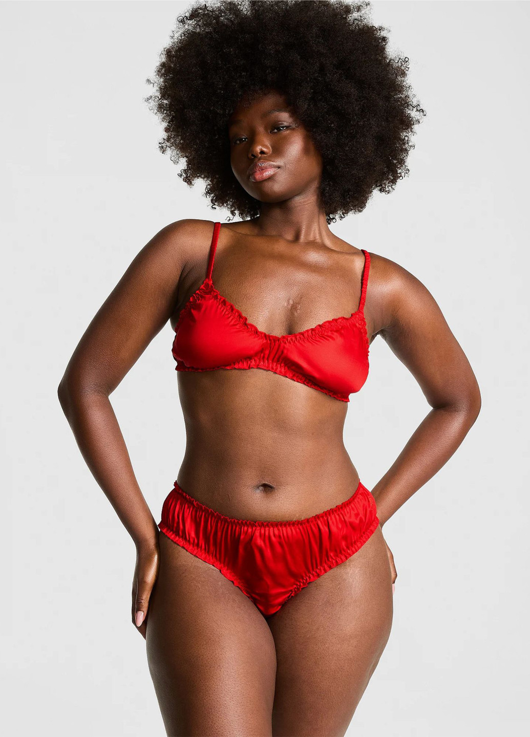 Красный демисезонный комплект (бюстгальтер, трусики) Victoria's Secret