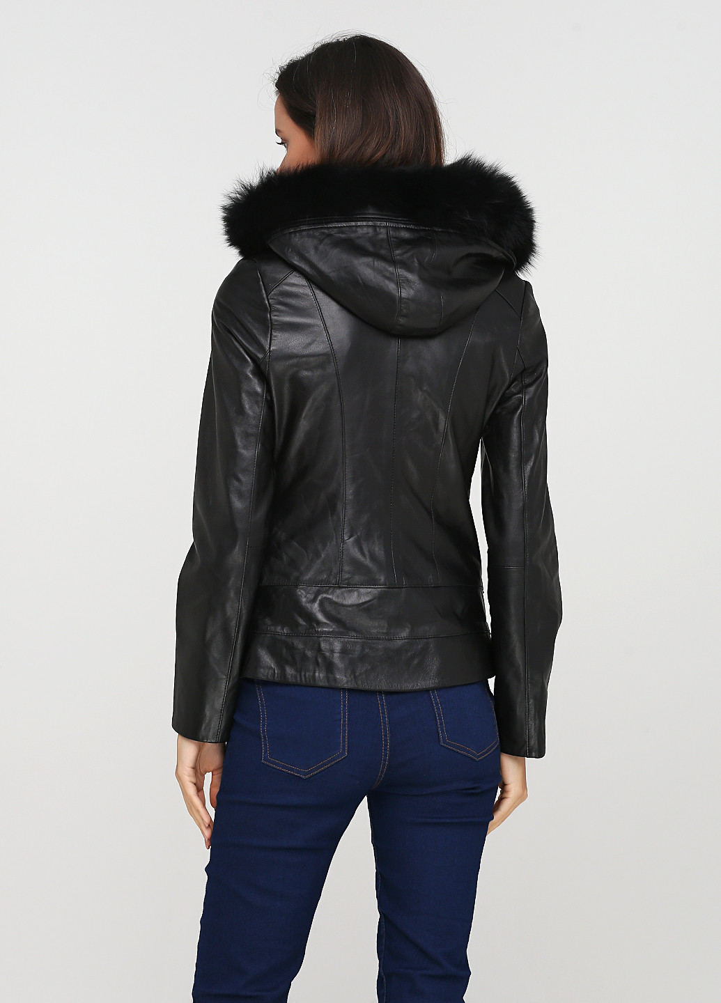 Черная демисезонная куртка кожаная Leather Factory