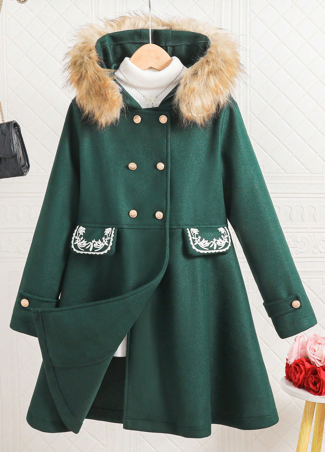 Зеленое зимнее Пальто двубортное SHEIN