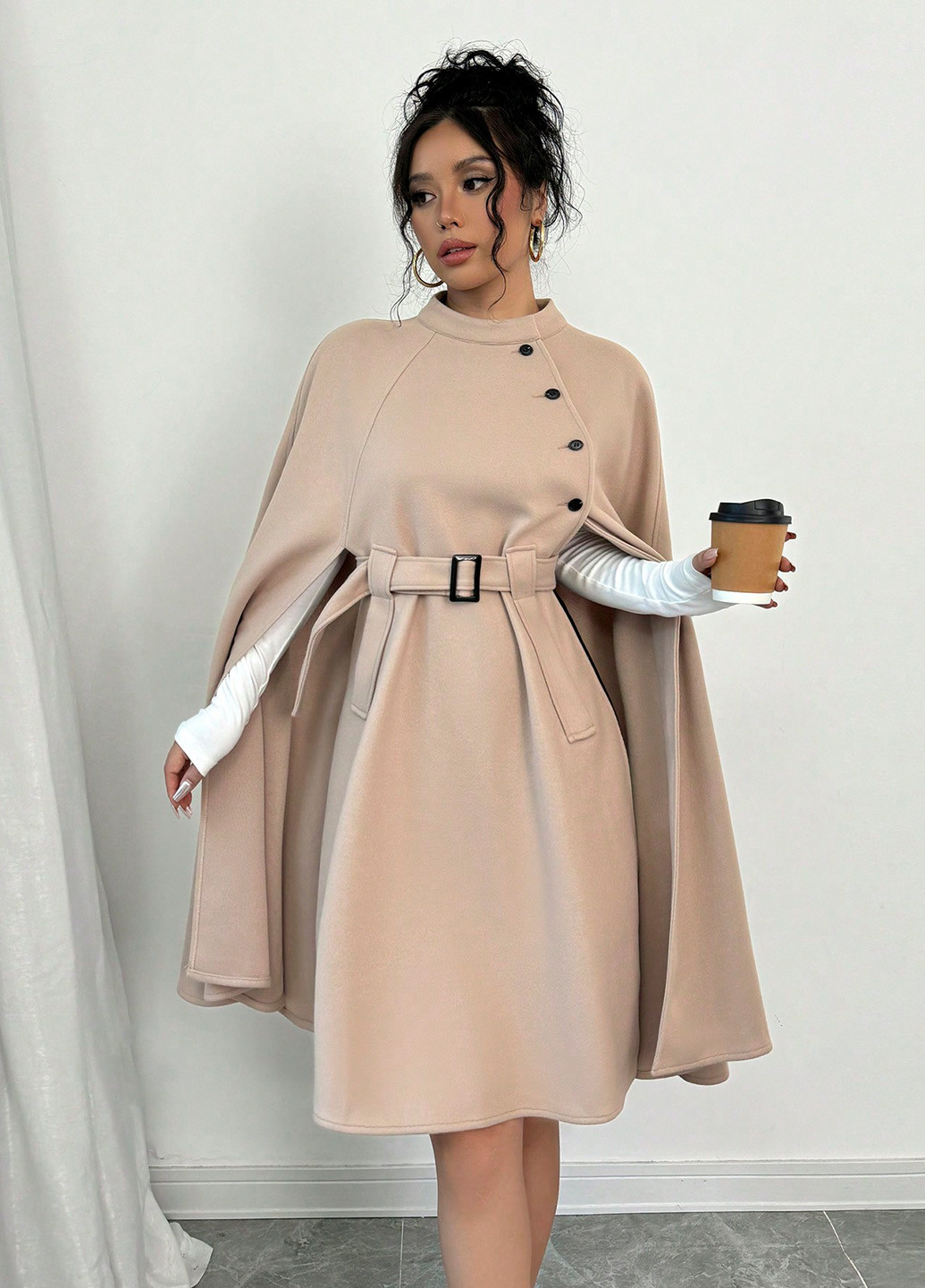 Бежеве демісезонне Пальто кейп SHEIN