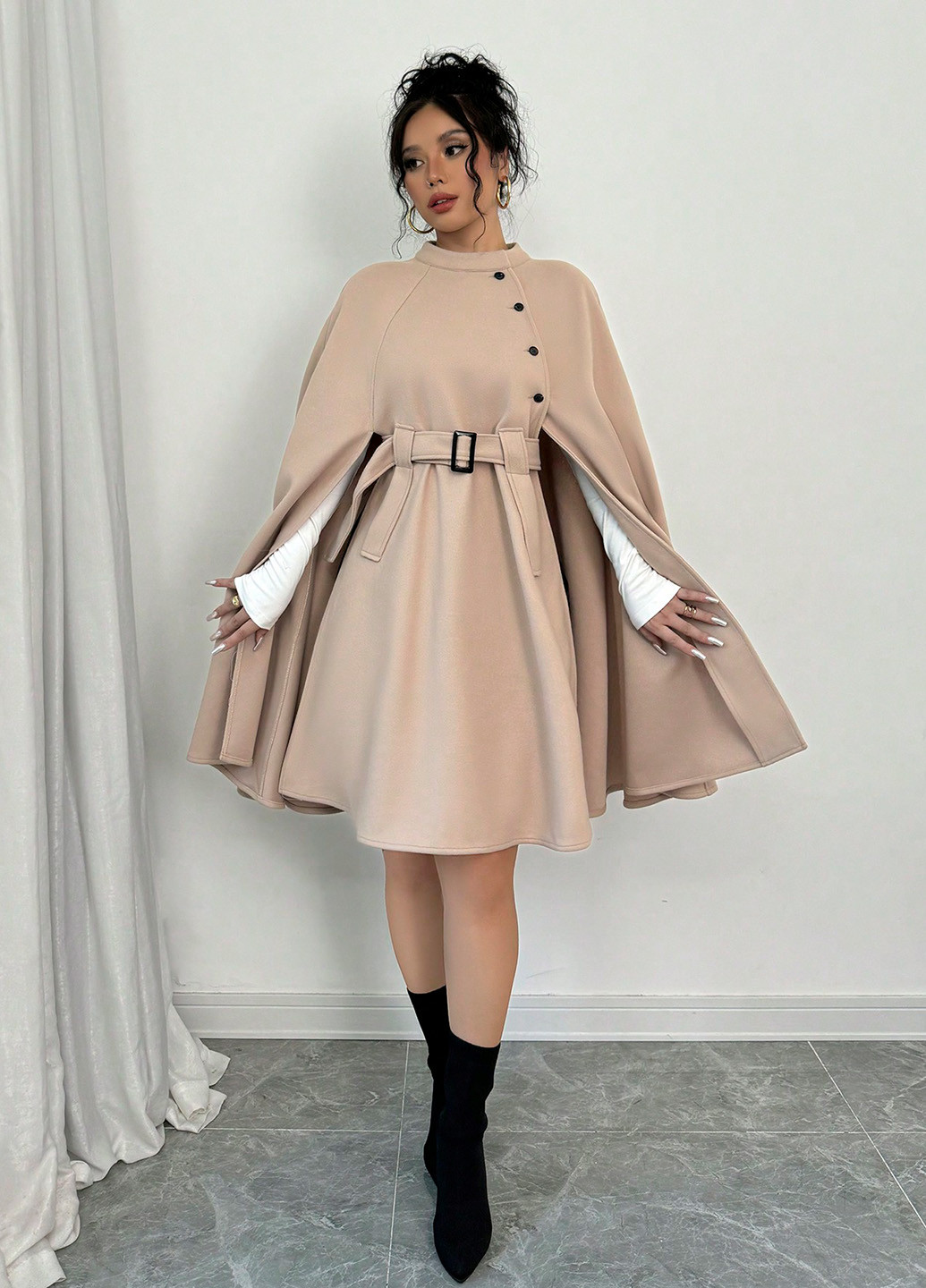 Бежеве демісезонне Пальто кейп SHEIN