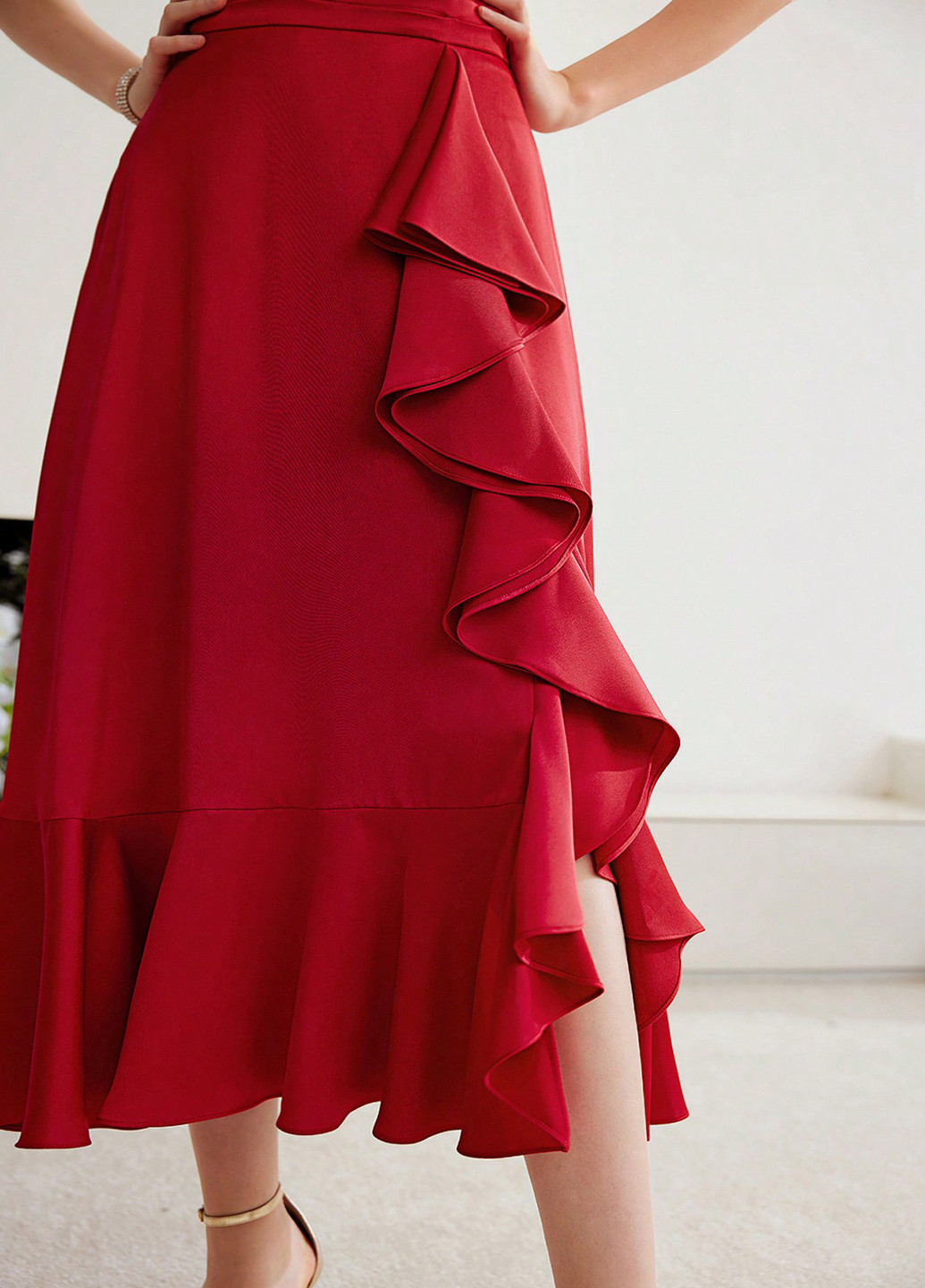 Красная кэжуал однотонная юбка SHEIN клешированная