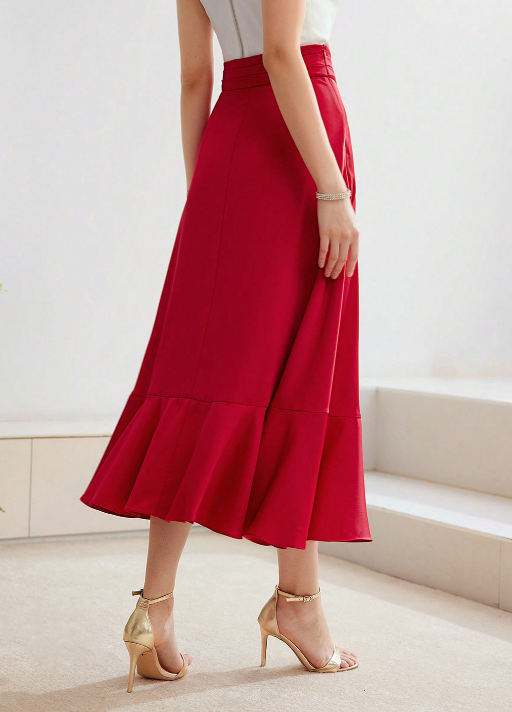 Красная кэжуал однотонная юбка SHEIN клешированная