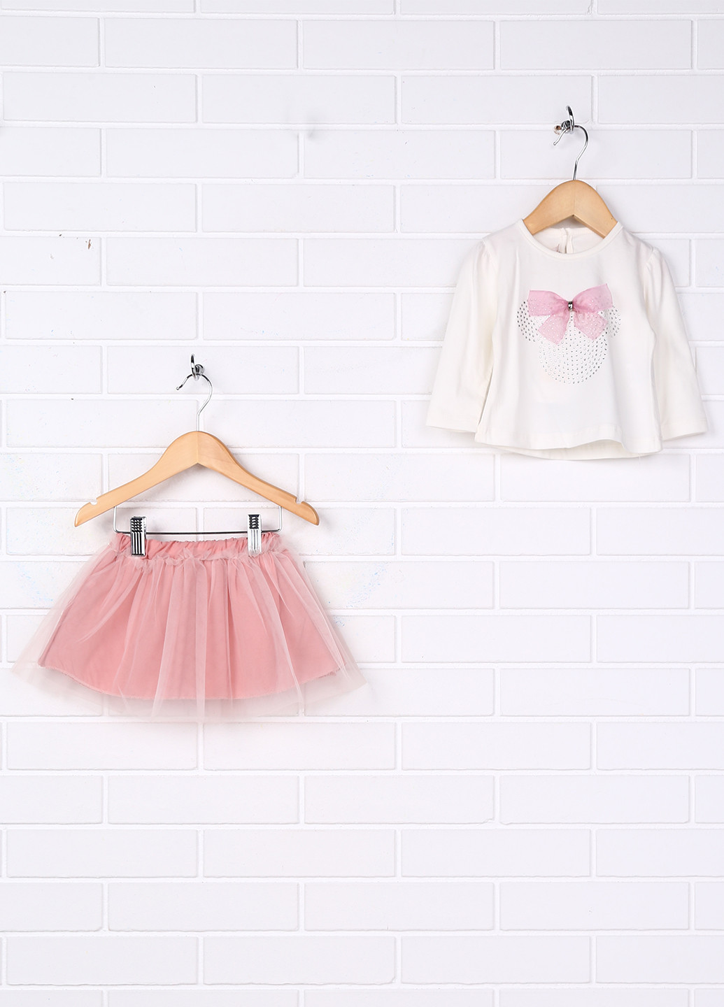 Розовый демисезонный комплект (лонгслив, юбка) Deco kids