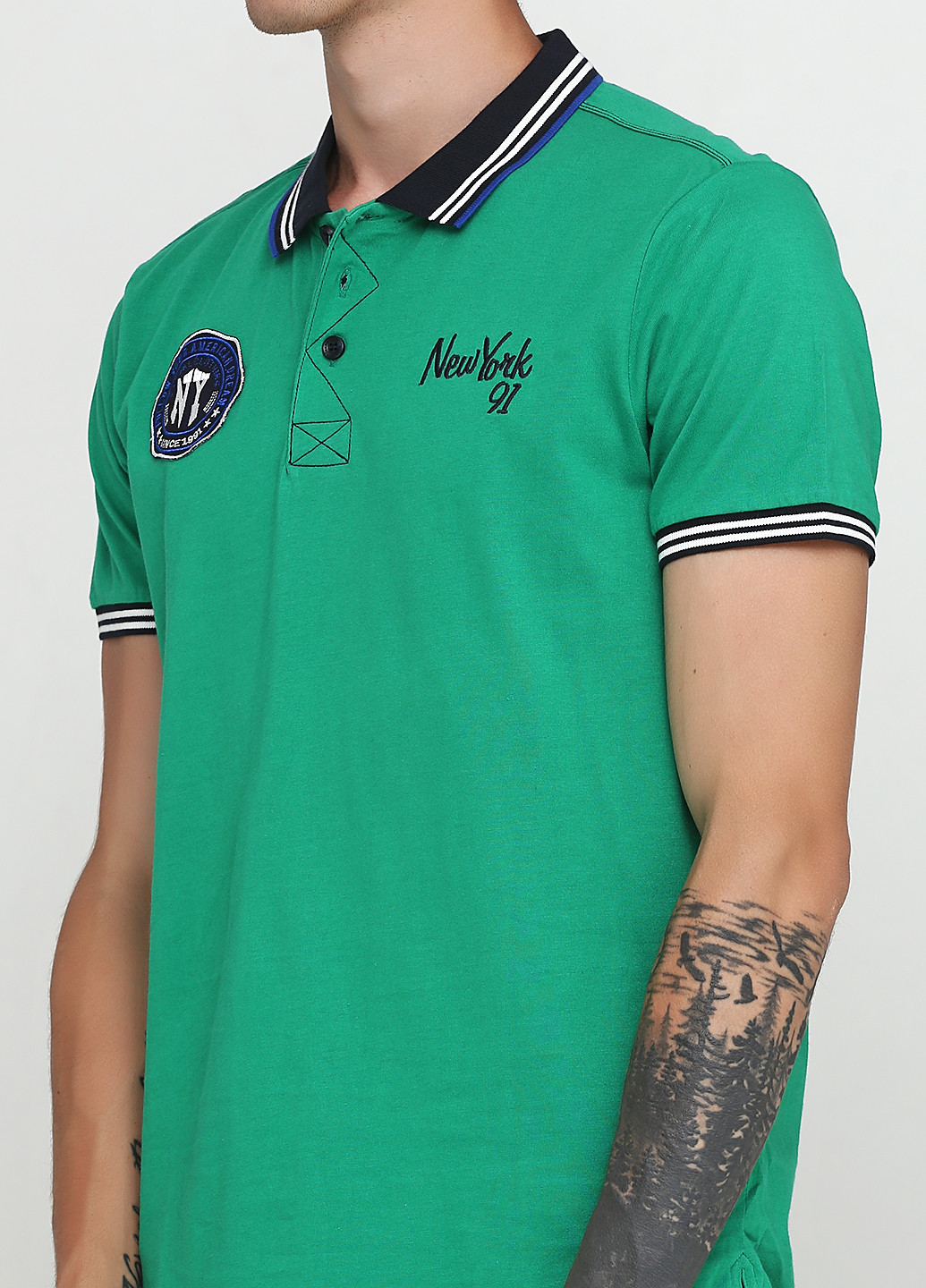 Зеленая футболка-поло для мужчин SELA с надписью