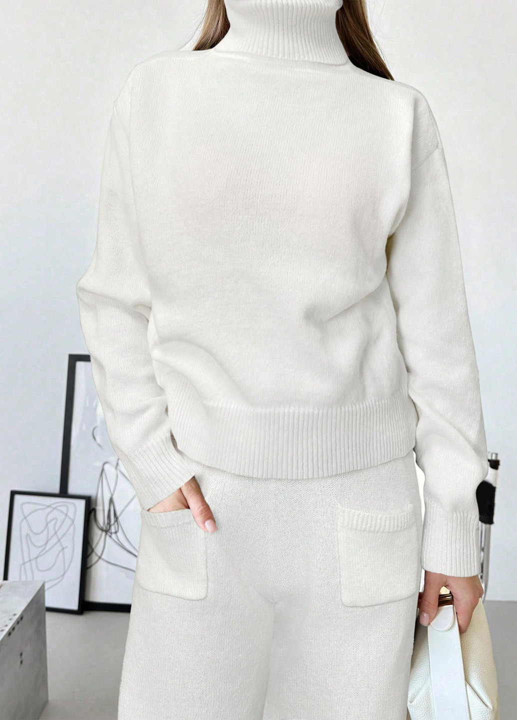 Білий демісезонний комплект (светр, штани) SHEIN