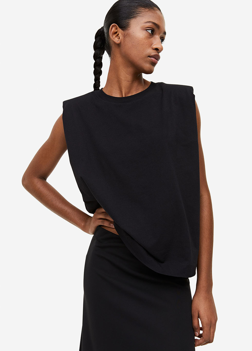 Черная кэжуал однотонная юбка H&M клешированная