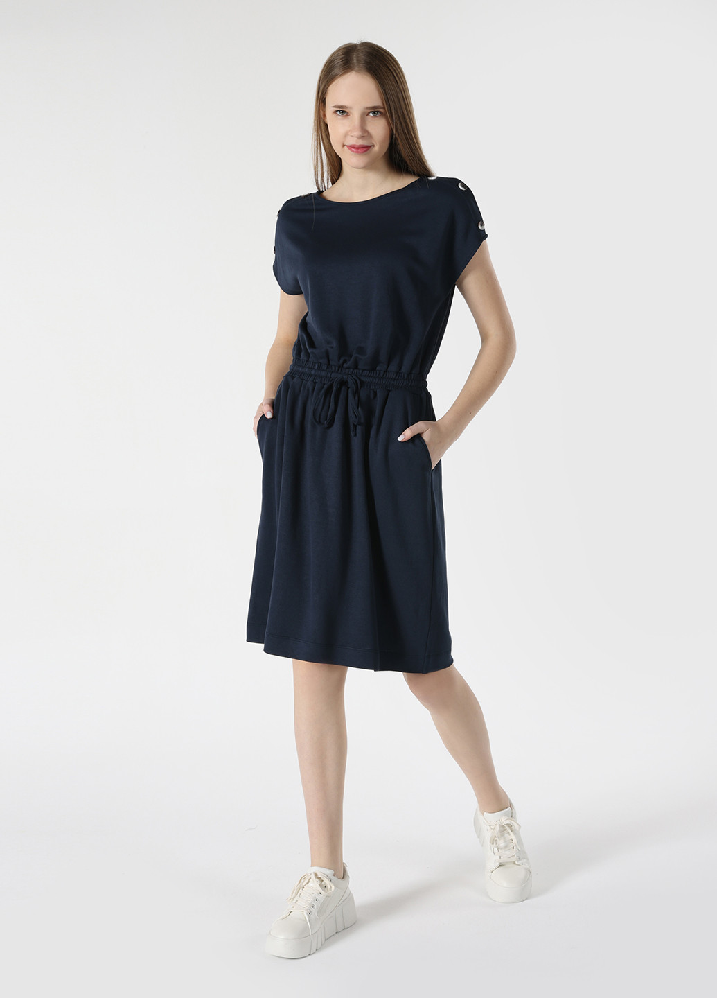 Темно-синее кэжуал платье Colin's однотонное