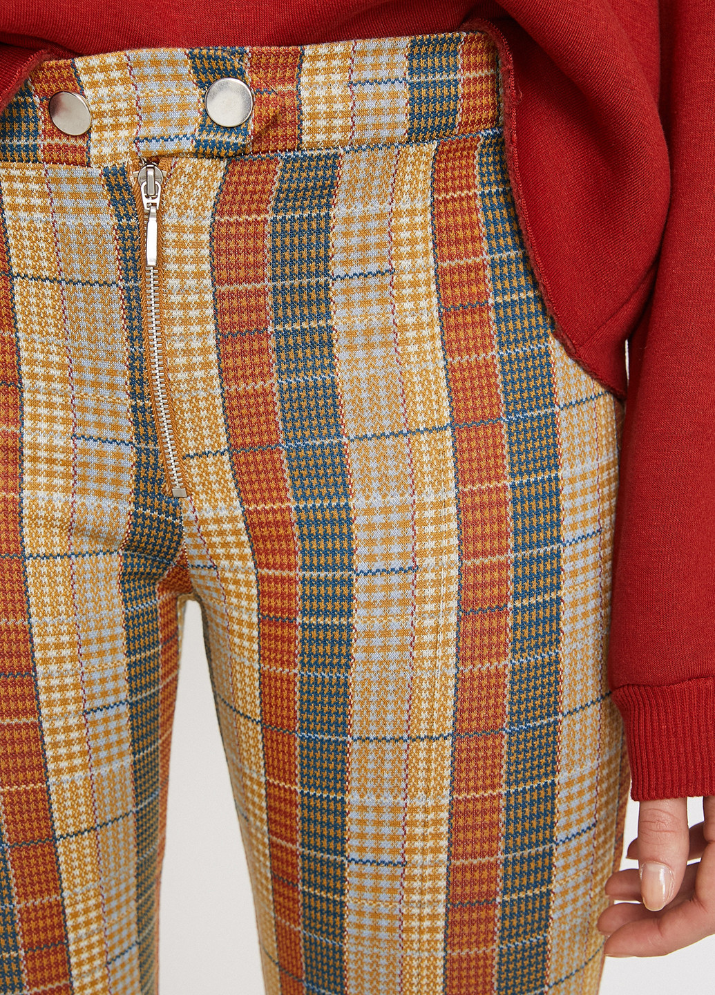 Комбинированные кэжуал демисезонные классические брюки KOTON