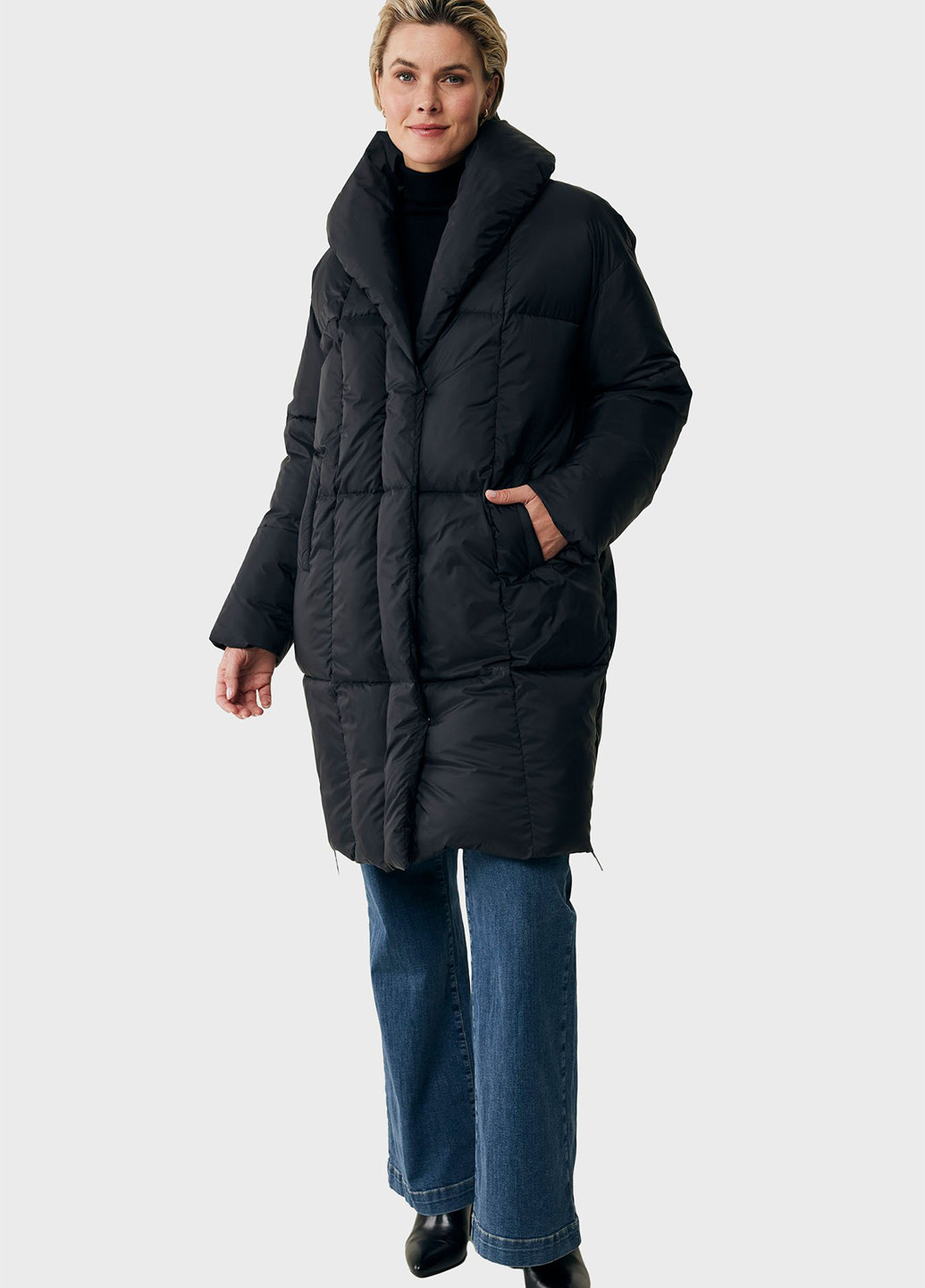 Черная зимняя куртка Mexx