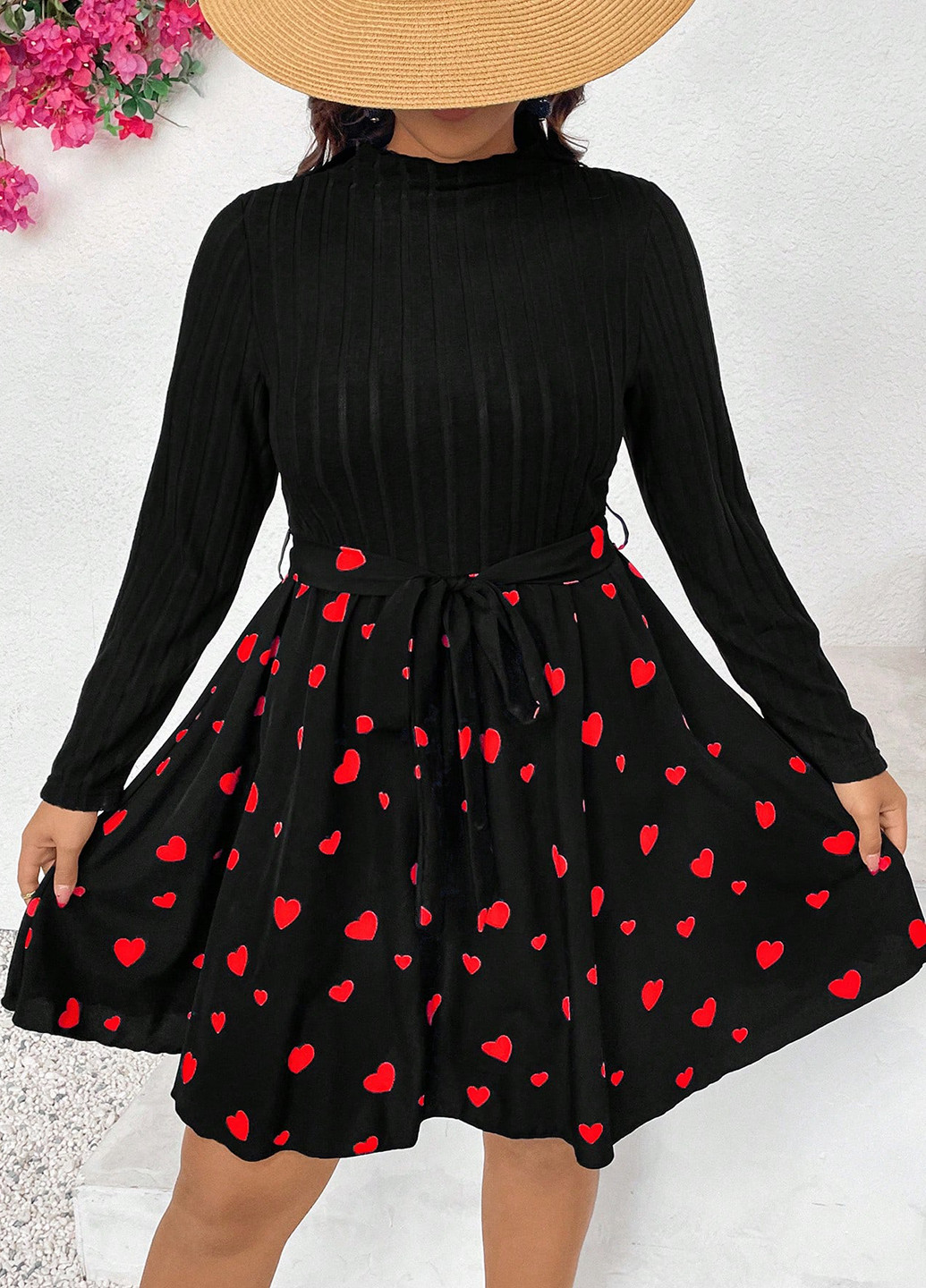 Черное кэжуал платье SHEIN сердечки