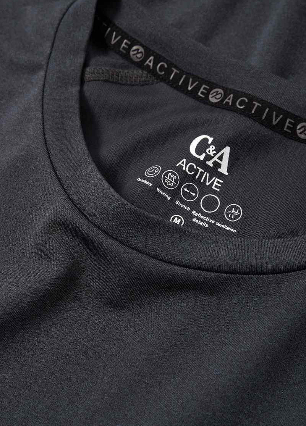 Черная футболка C&A