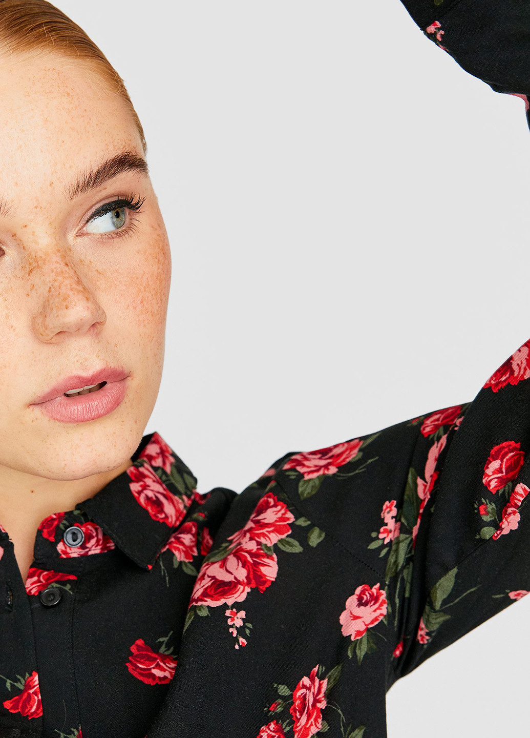 Чорна кежуал сукня сукня-сорочка Stradivarius з квітковим принтом