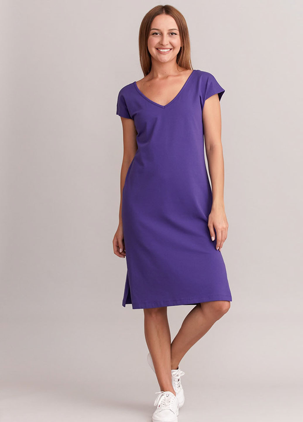 Фиолетовое кэжуал платье платье-футболка Promin. однотонное