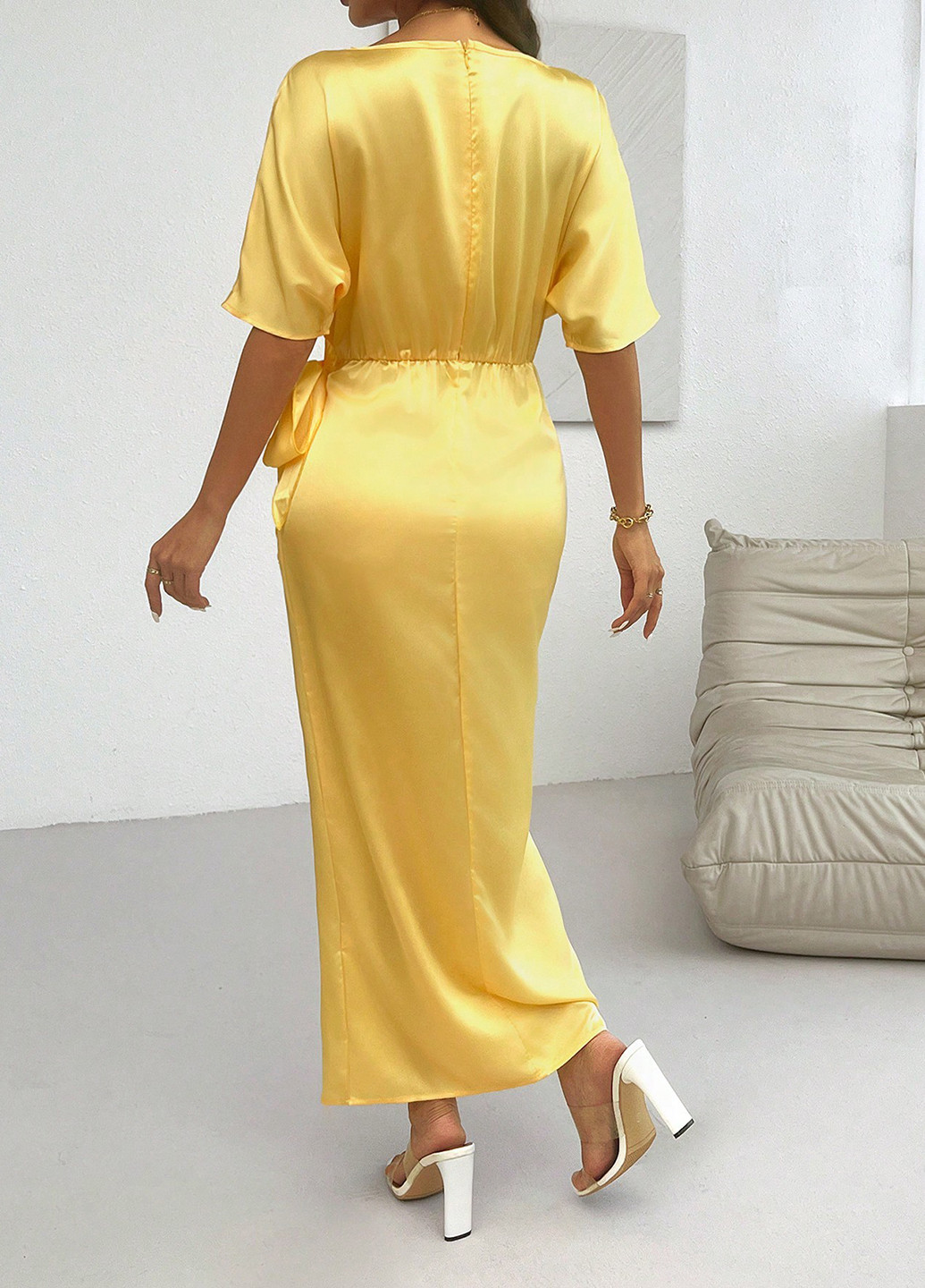 Жовтий кежуал сукня на запах SHEIN однотонна