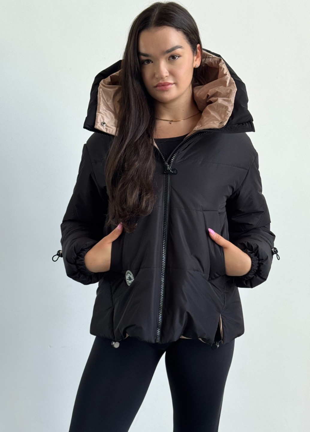 Черная демисезонная куртка Eva Classic