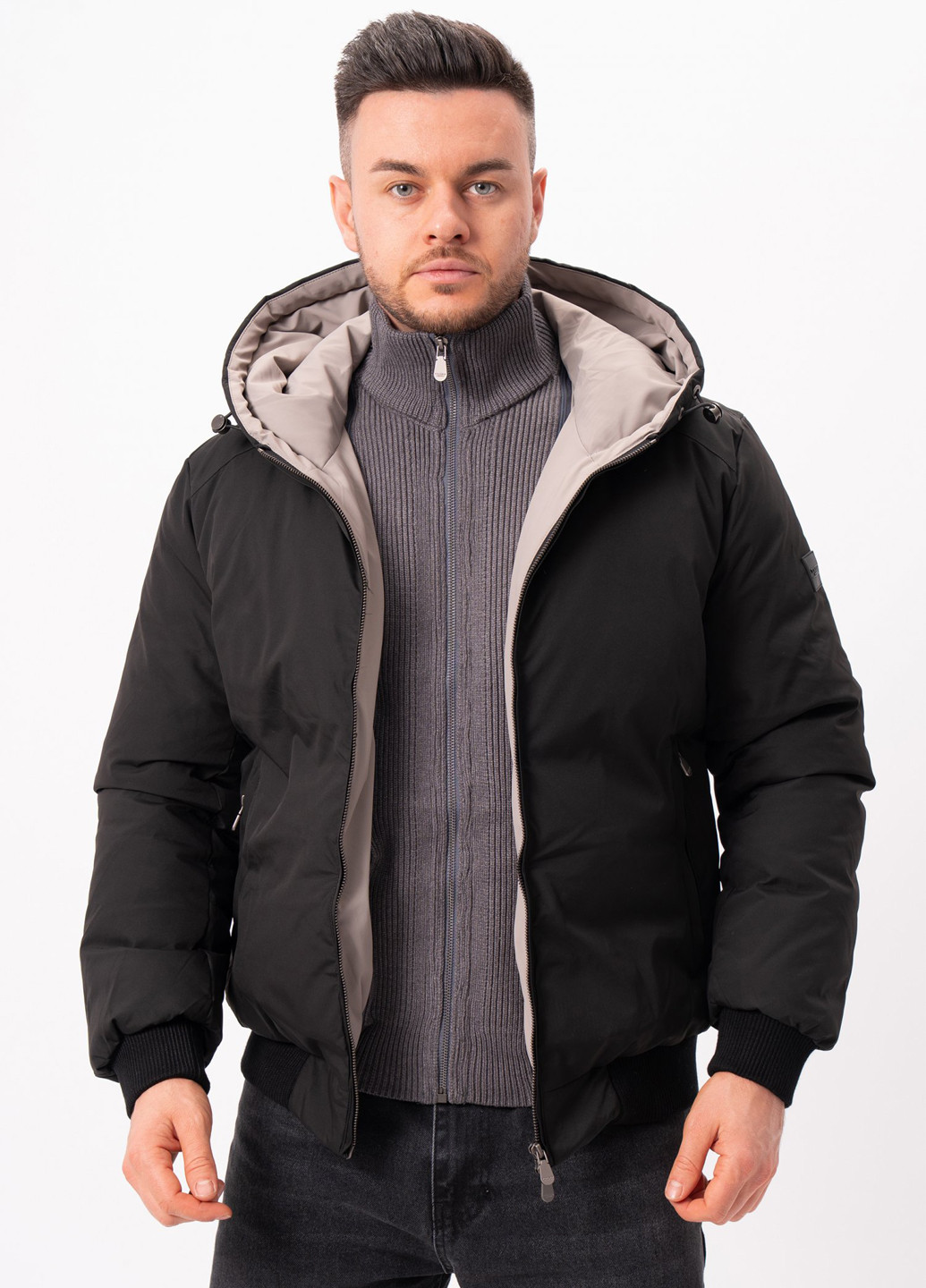 Чорна зимня куртка Trend Collection