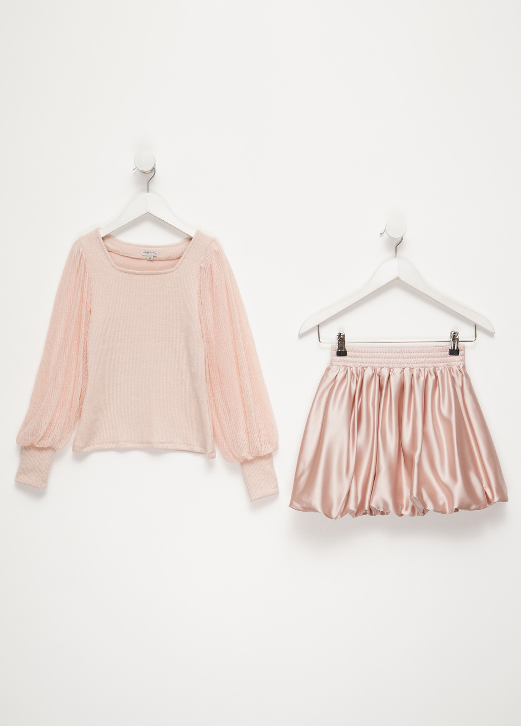 Пудровий демісезонний комплект (блуза, спідниця) HABITUAL