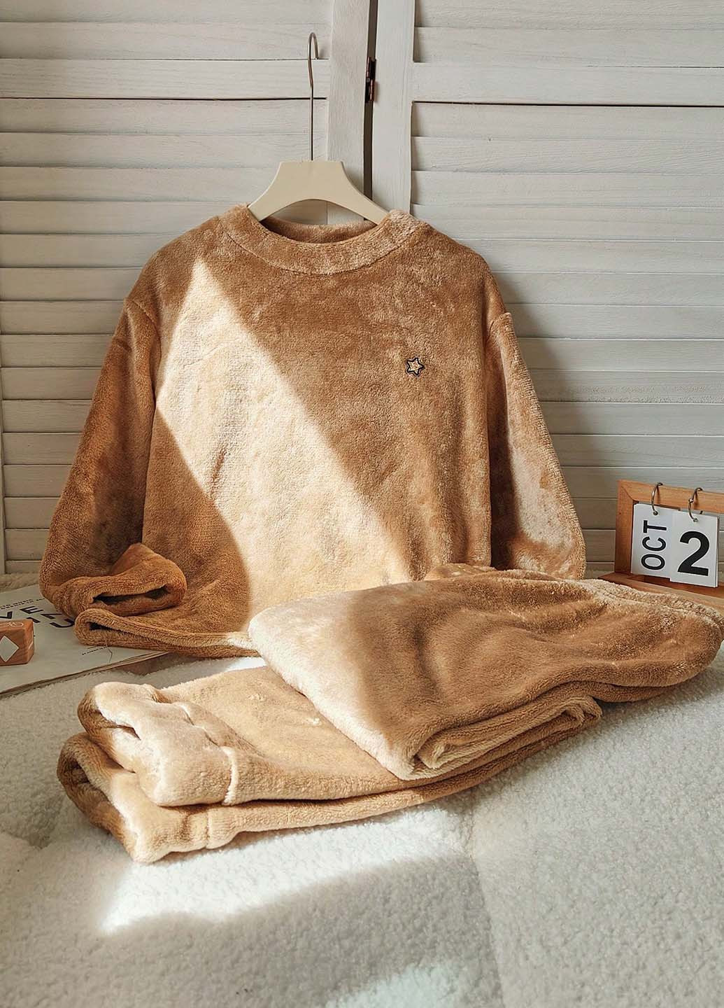 Коричневая зимняя пижама (свитшот, брюки) SHEIN