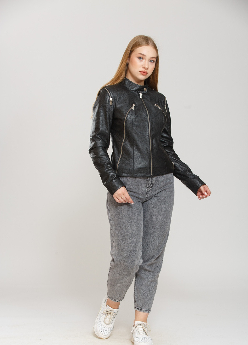 Черная демисезонная куртка черный Sacha Pacha