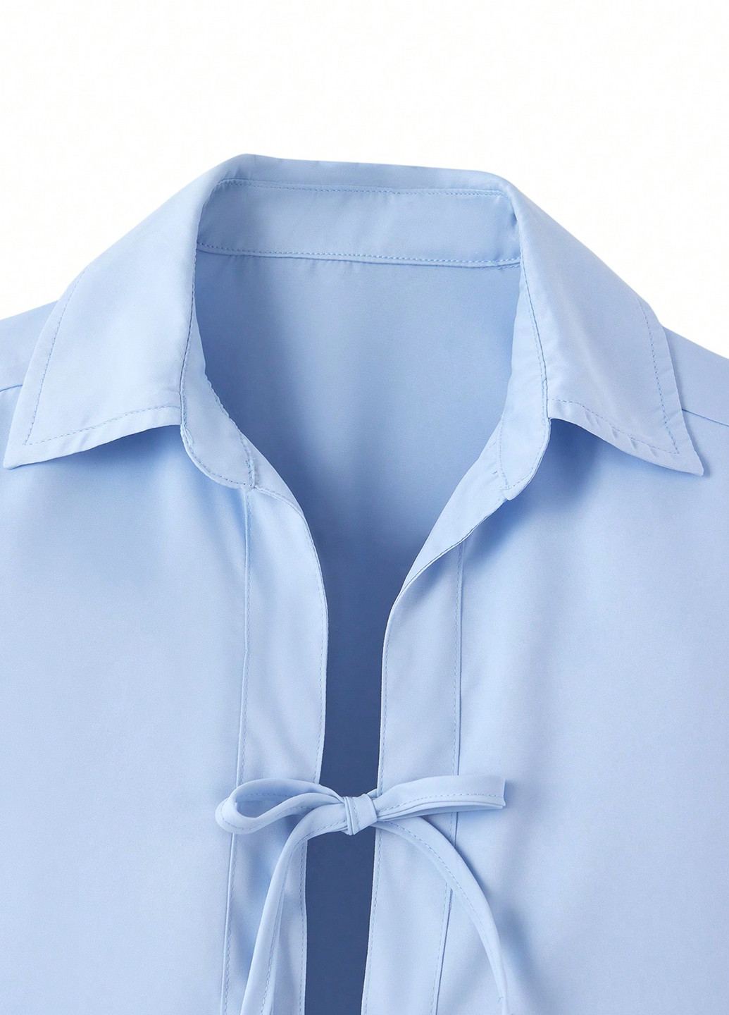 Светло-синяя однотонная блузка SHEIN демисезонная