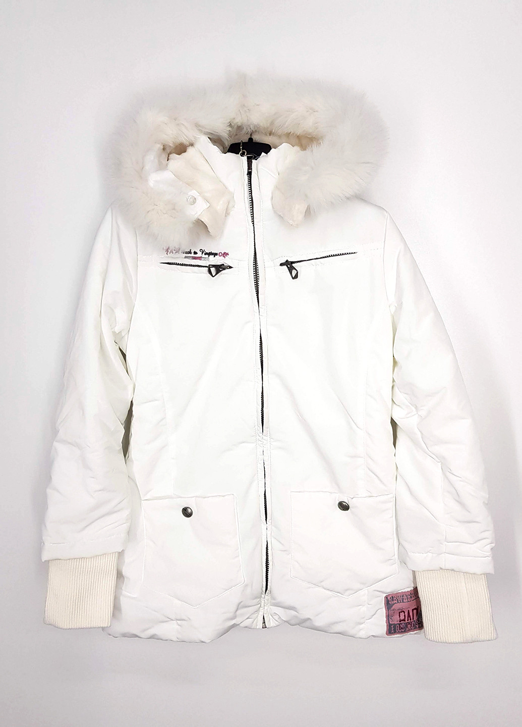 Белая зимняя куртка Puledro