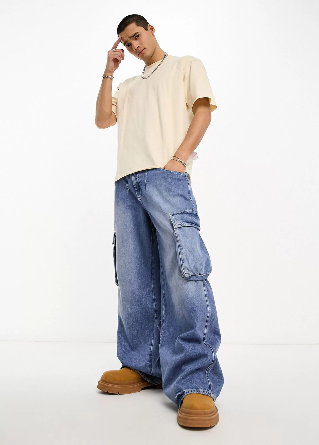 Бежева футболка Calvin Klein