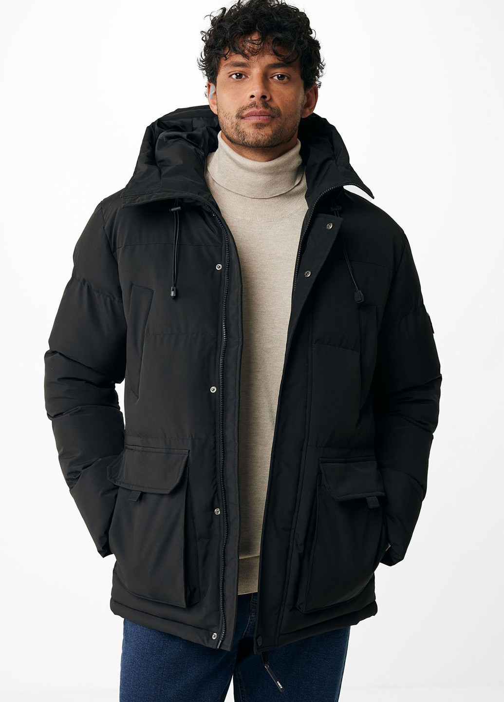 Черная зимняя куртка Mexx