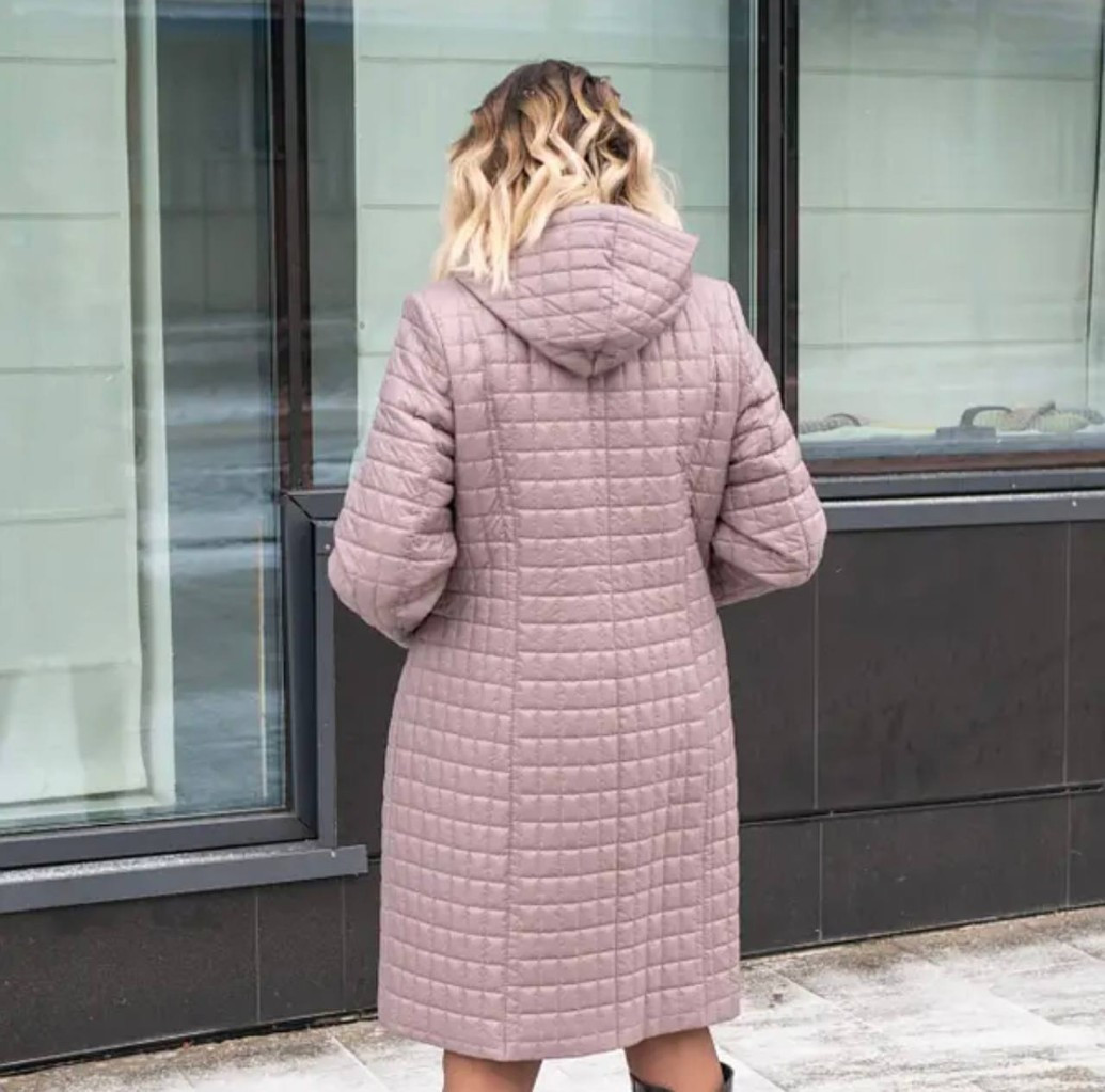 Пудровая демисезонная удлиненная куртка женская демисезонная большие размеры SK
