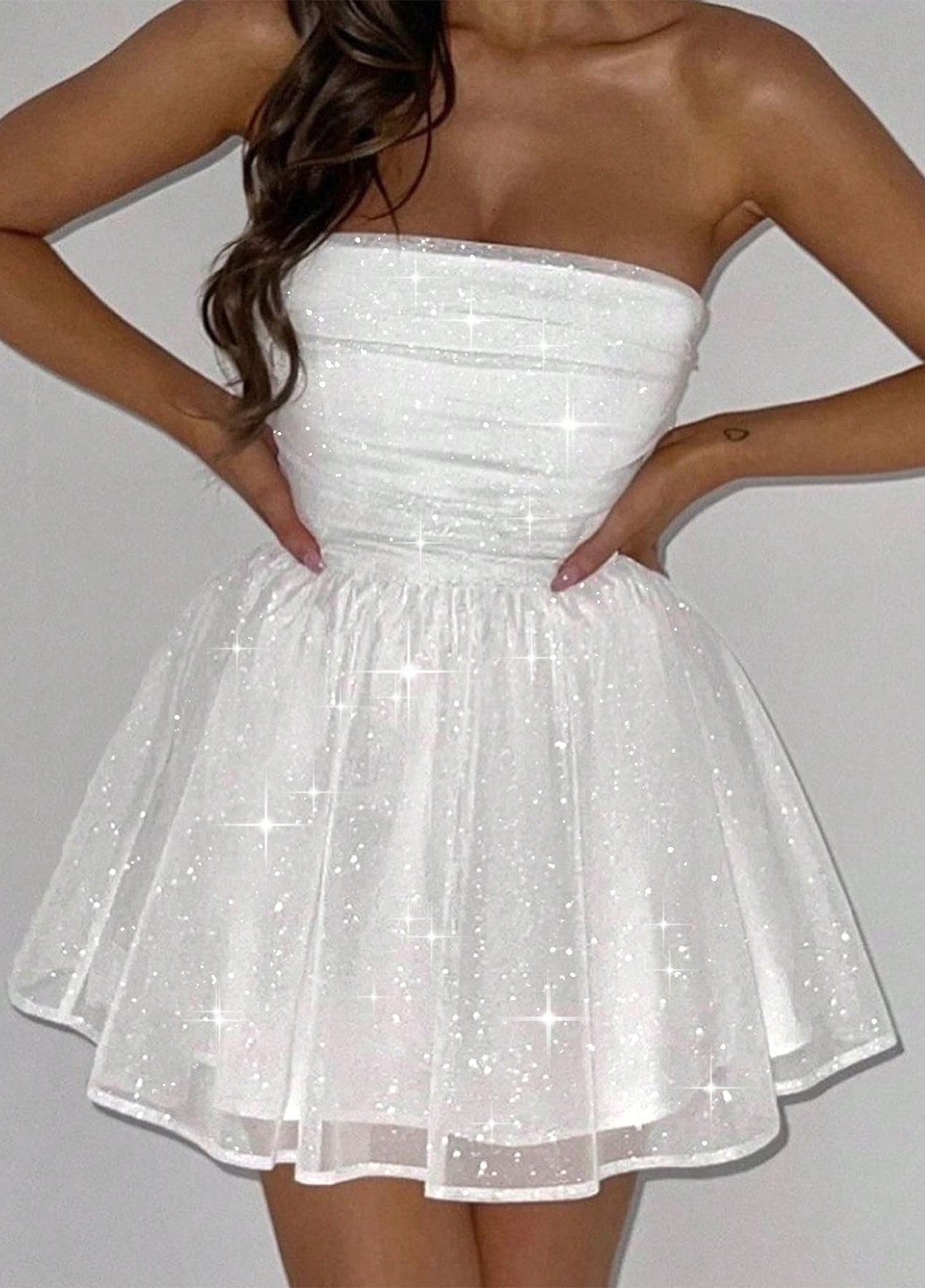 Белое праздничный, коктейльное, вечернее платье клеш, с открытыми плечами, с открытой спиной SHEIN однотонное